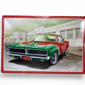 MPC 1969 Dodge Charger RT Coca-Cola 1/25 Scale Model Kit MPC19M Built In Box
